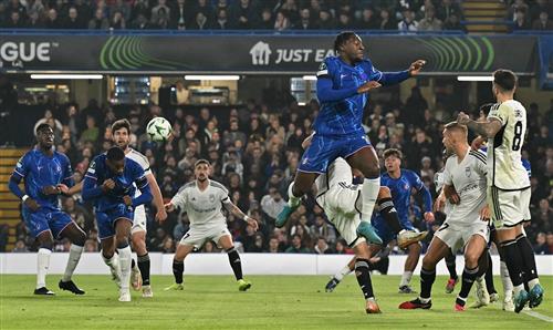 Chelsea contre le club de football de Noah