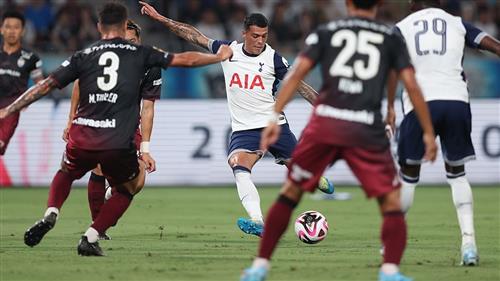 Kobe gagne contre Tottenham Hotspur