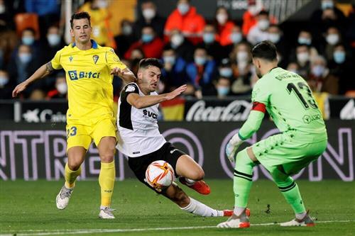 Valence vs Cadix