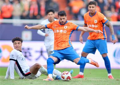1093 jours se sont écoulés ! Taishan a renversé Haigang 3-1, s'imposant contre son adversaire pour la première fois au cours des trois dernières saisons.