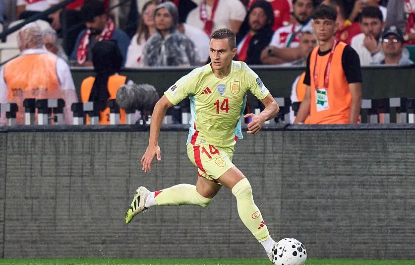 Remplacez Yamal! Officiel : le milieu de terrain du Rayo Vallecano De Frutos sélectionné dans l'équipe actuelle d'Espagne