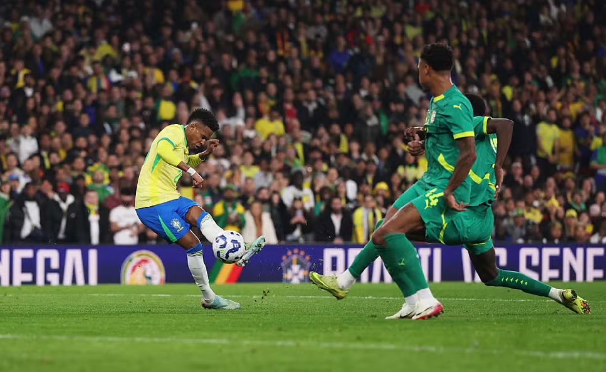 Esteban : Anshuai me réprimandera et me félicitera également. Il essaie d'activer mon meilleur état compétitif.