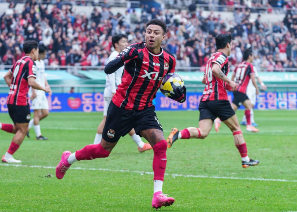 Lingard : J'adore l'appartement avec une vue magnifique à Séoul et la Corée du Sud propose les meilleurs produits de soins de la peau