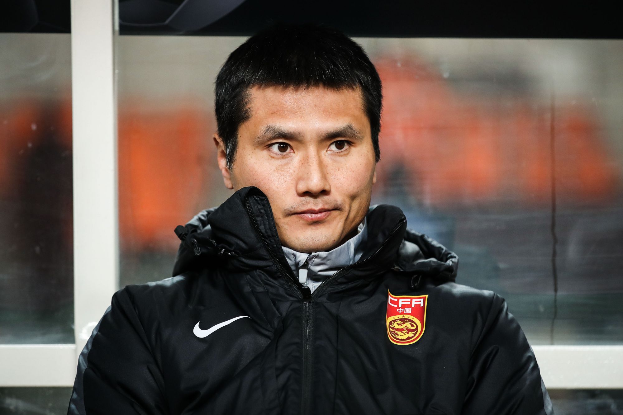 Leisu Teahouse : L'équipe nationale de football a changé d'entraîneur mais n'a pas joué depuis six mois. Qu'en penses-tu?
