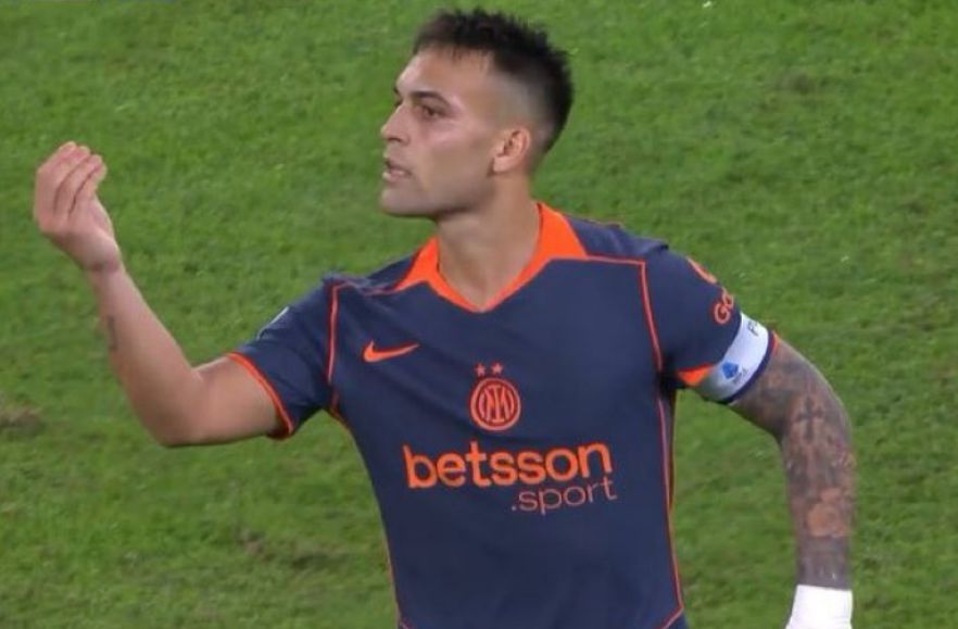 Le journaliste interprète le geste de Lautaro à Conte : Vous n'en avez aucune idée, vous bluffez