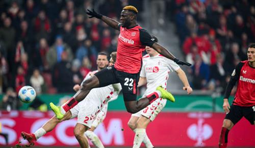 Bayer Leverkusen contre FC Cologne