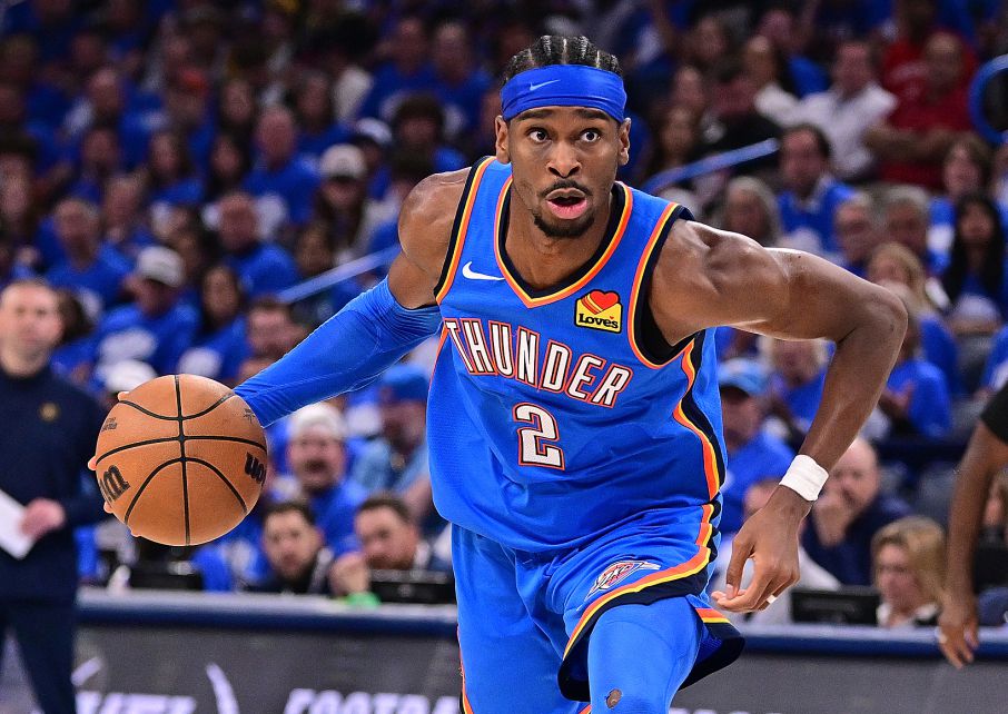 Pas par des lancers francs ! Alexander n'a effectué que 4 lancers francs et a quand même marqué 30 points, plus de 30 points en 3 matchs consécutifs