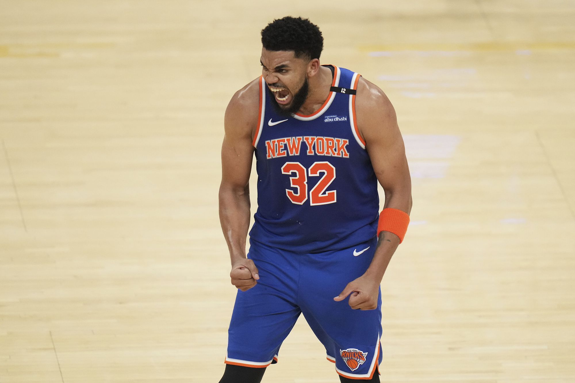 Aucune chance de combattre le vieux maître ? Towns a été rétrogradé au statut douteux pour le match contre les Timberwolves pour cause de maladie