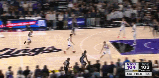Sasquatch réussit le lay-up gagnant, Keonte George réalise le dernier tir et les Kings battent de peu le Jazz d'un point.