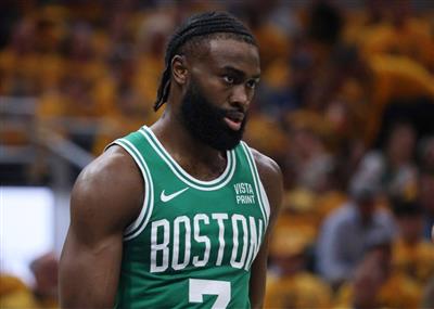 Brown : Les joueurs ont subi d'énormes pressions et harcèlement de la part des supporters, et la ligue doit nous défendre