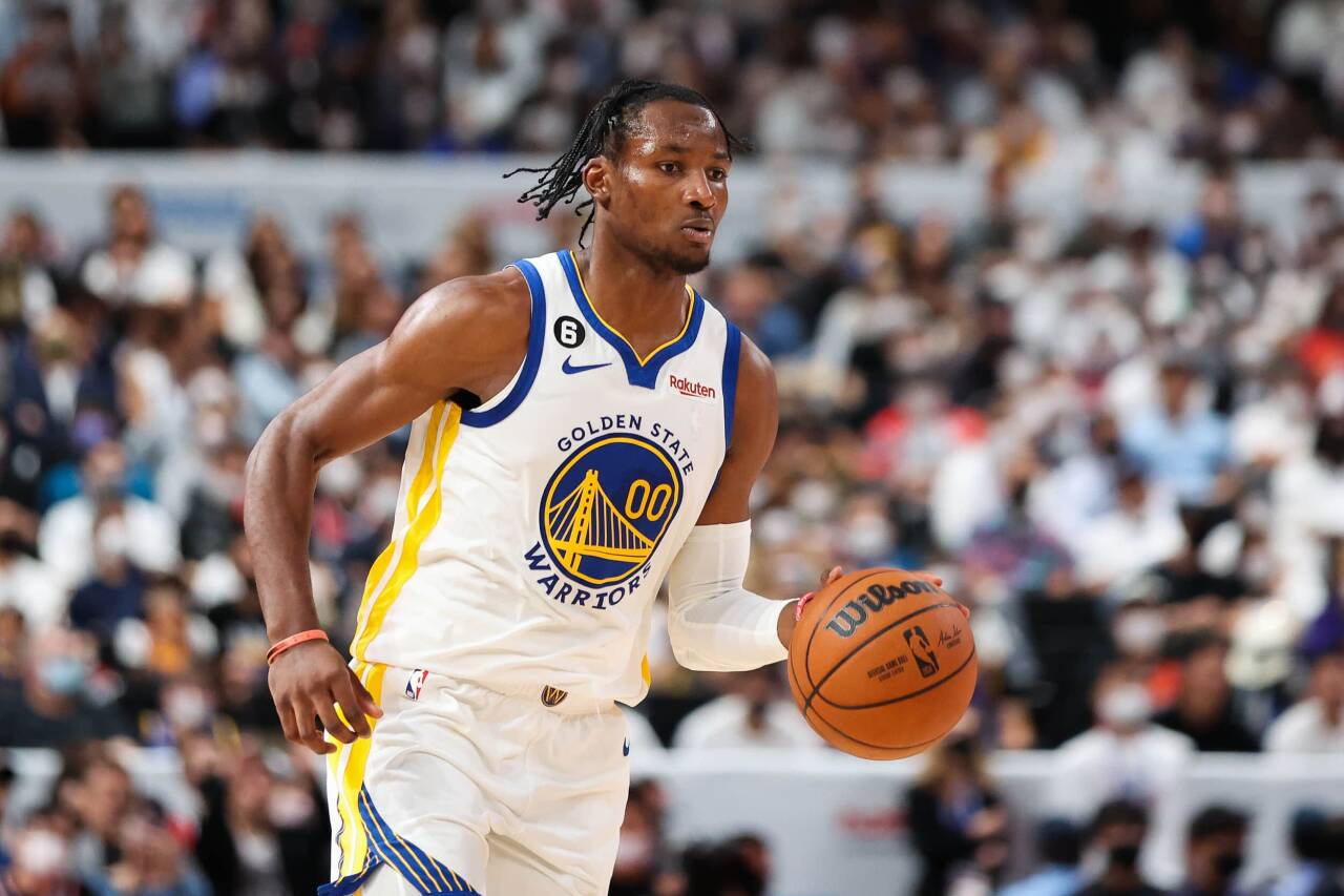 Contrôle de balle chaud! Kuminga et Richard ont marqué 23 points ensemble sur 8 tirs sur 10 au premier quart-temps