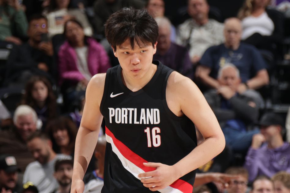 Tuoji : La direction est perplexe face aux accusations des fans chinois contre Yang Hansen, et Sharp a également passé beaucoup de temps à les étudier