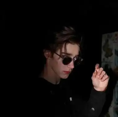 6686体育钻石作者Oliver